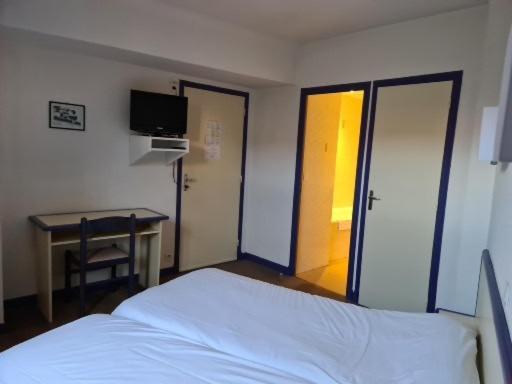 Hotel Des Roches Saint-Flour  Exteriör bild